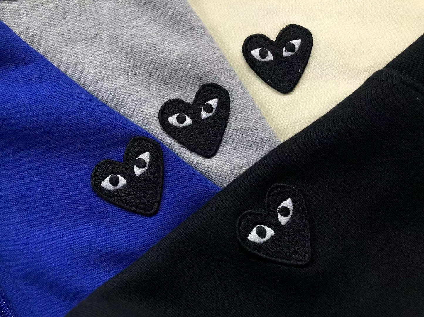 Comme des Gar鑾給ns Hoodie