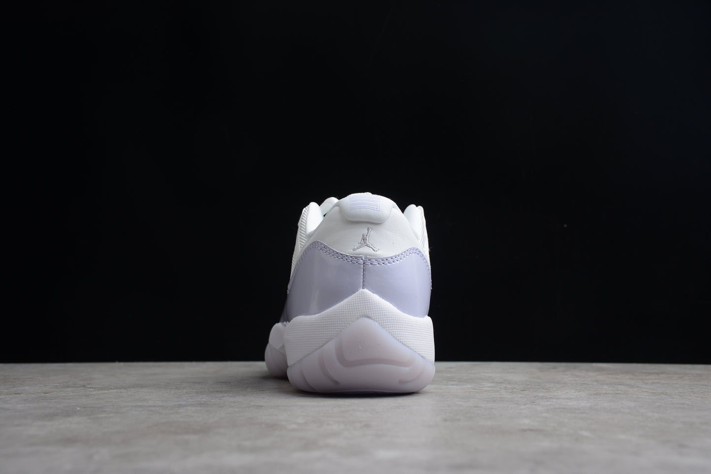 Air Jordan 11 Low  Pure Violet