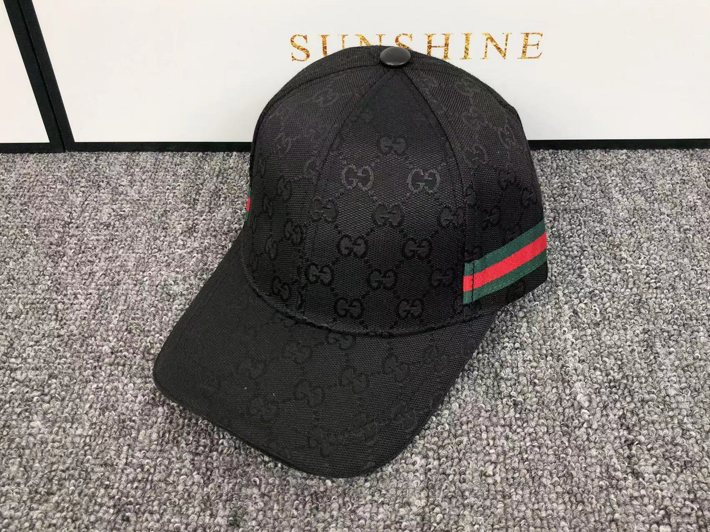 Gucc  Cap