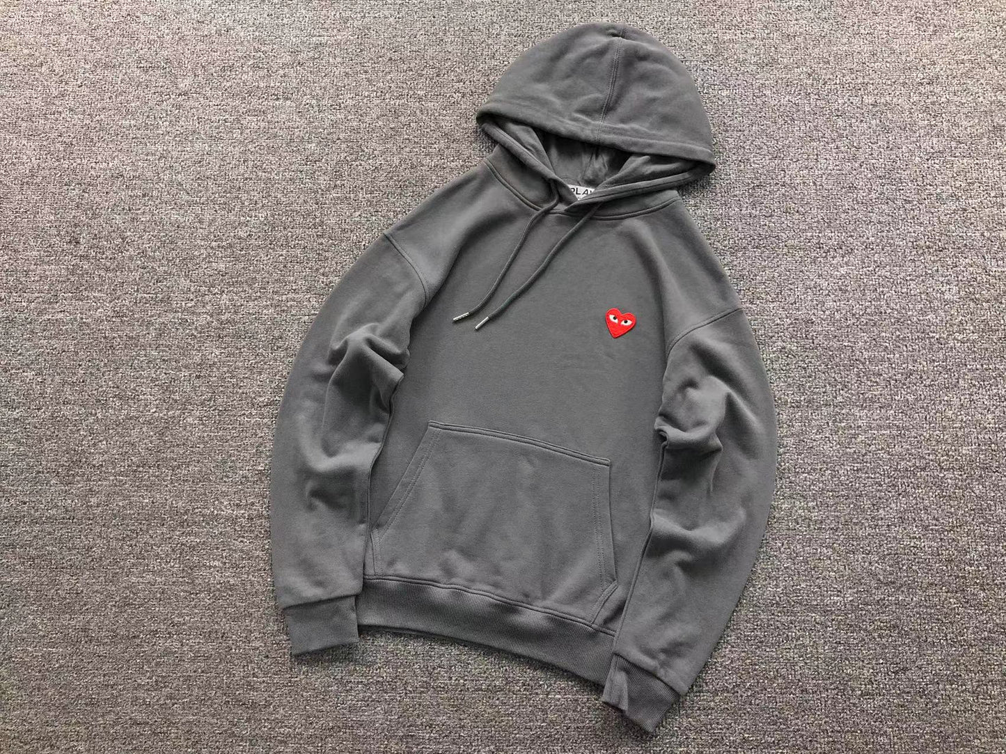 Comme des Gar鑾給ns Hoodie