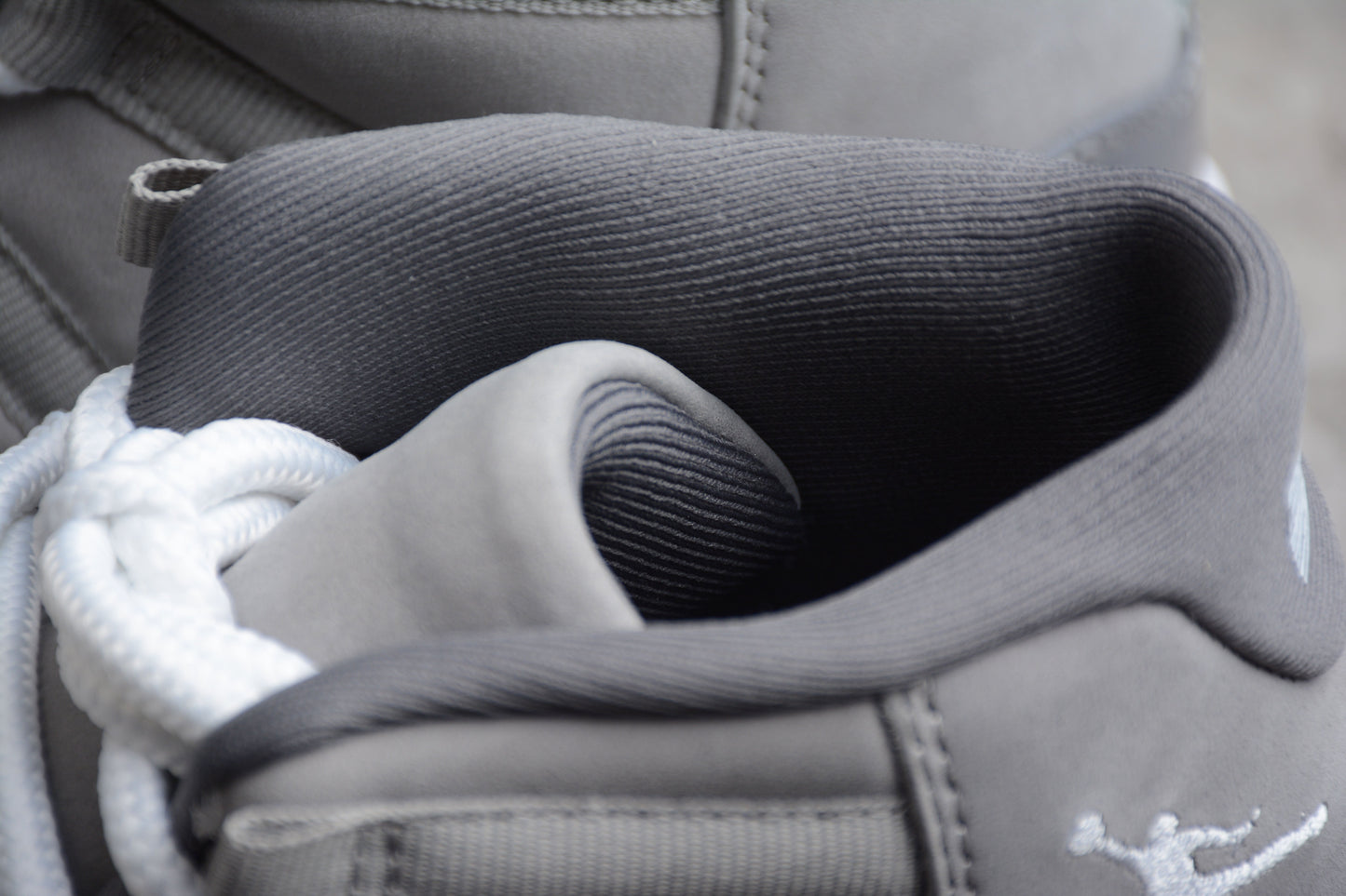 Air Jordan 11 Cool Grey